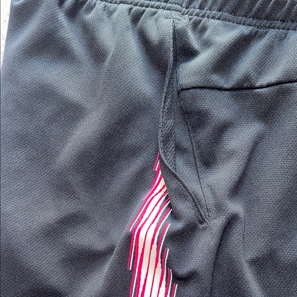 Nike Kids Black and Pink Patterned Skorts - Picture 9 of 11